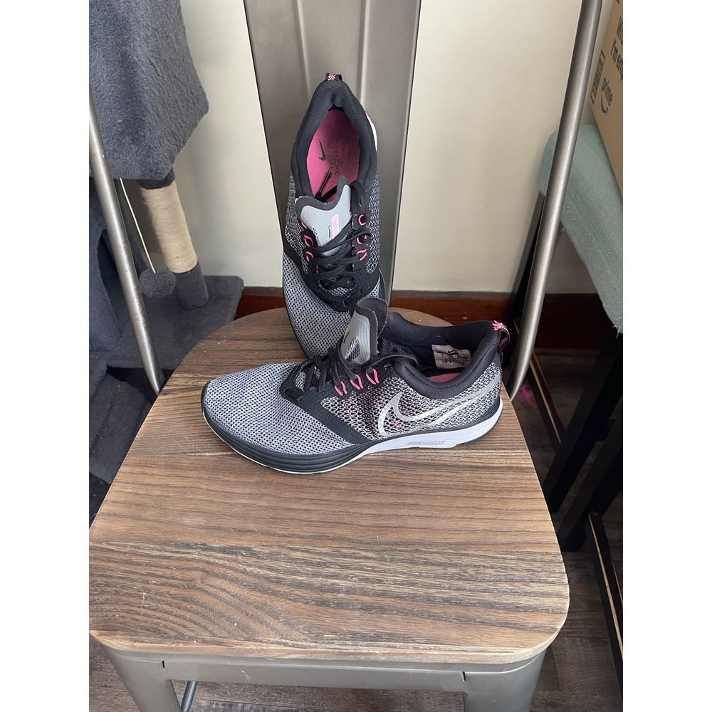 Nike Zoom Strike Running Mesh Upper Extremely Lightweight Breathable Size 8 Good - Picture 7 of 8